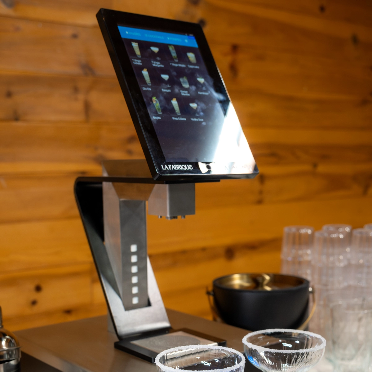 Location machine a cokctail la fabrique a souvenirs.webp