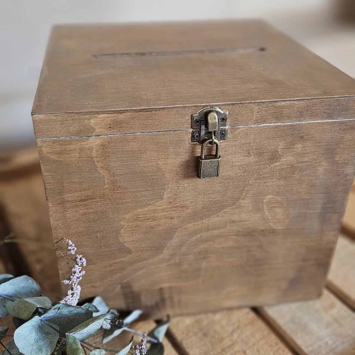 Location urne en bois la fabrique a souvenirs.webp