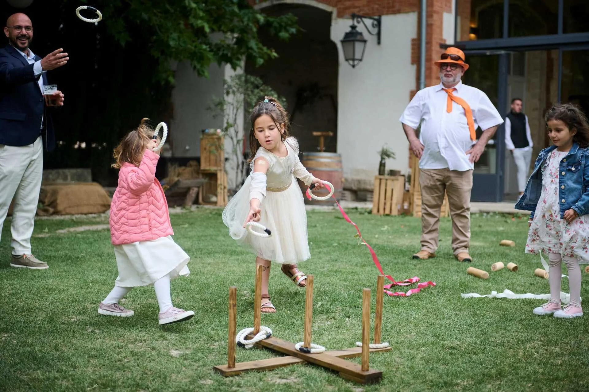 Jeux-en-bois-evenement-enfants